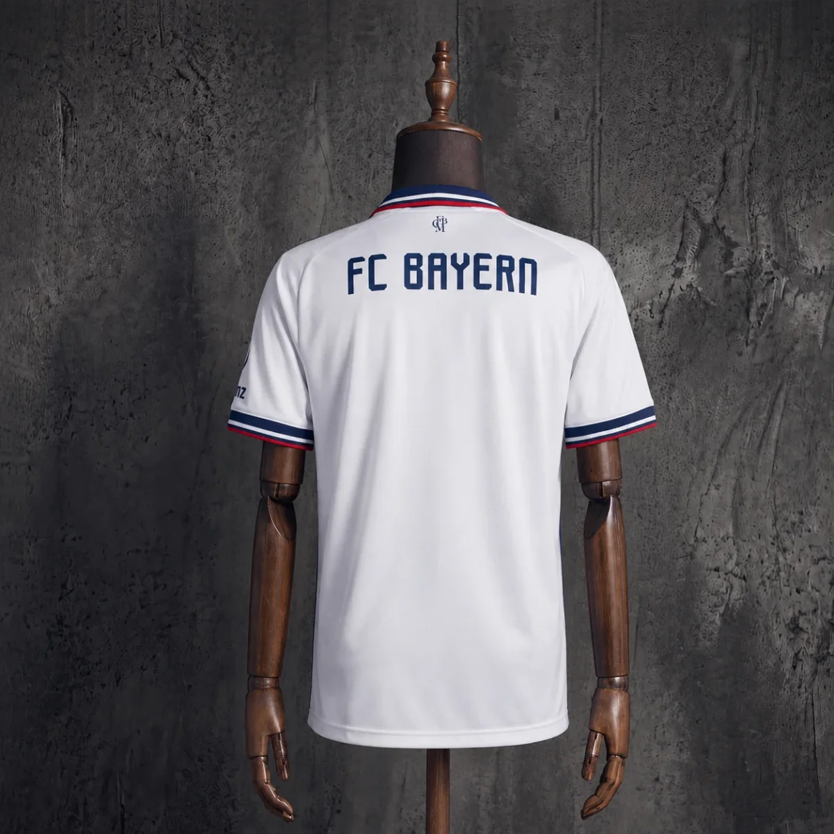 Bayern | Camisola alternativa 26-27 - Image 3