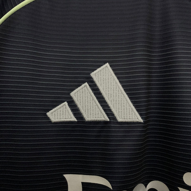Real Madrid Alternativa 2025/2026 - Image 9
