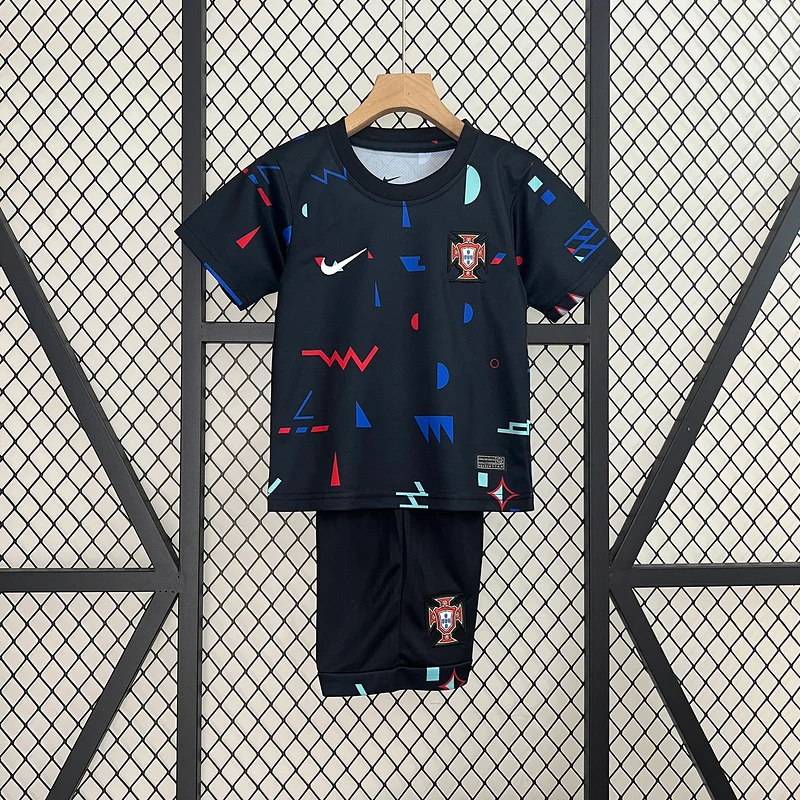 Kit Portugal Treino Criança 2024/2025 - Image 2